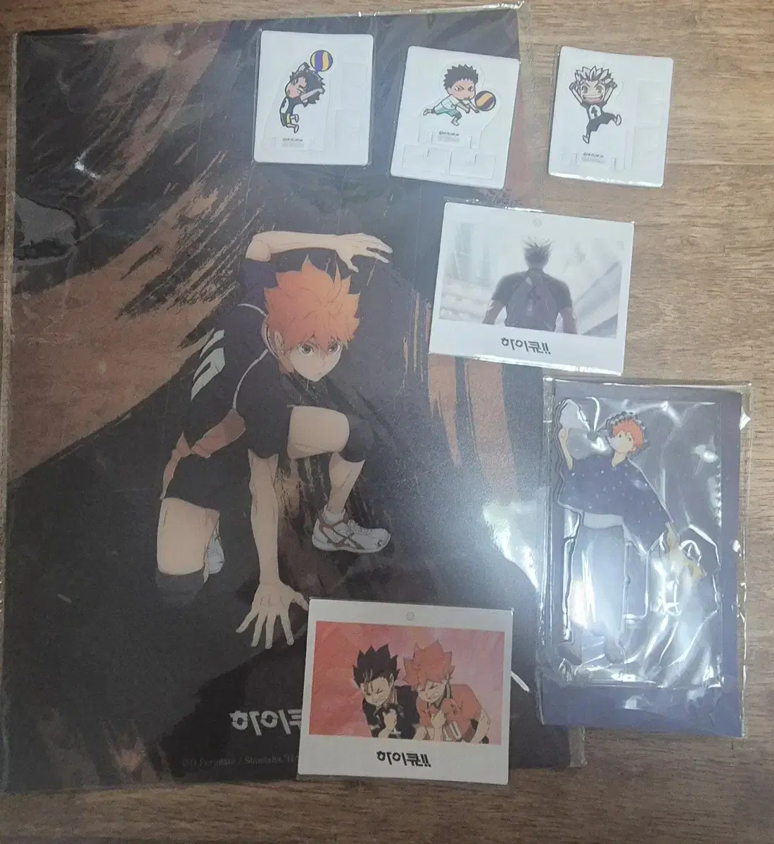 Haikyuu pop up hinata sells posters, acrylic (festival) bulk 