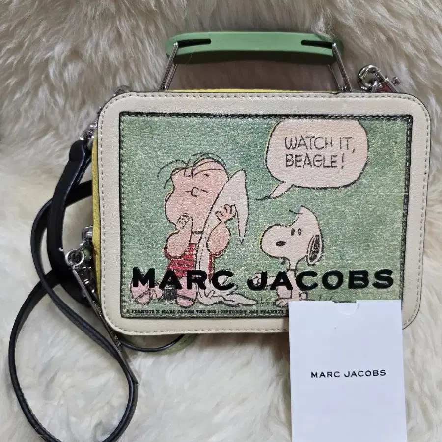 마크제이콥스 MARC JACOBS x Peanuts 스누피 박스 숄더백