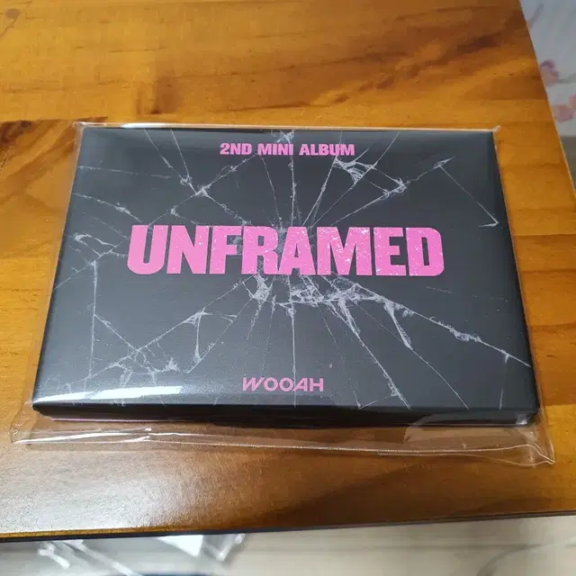 우아 UNFRAMED(STAYG ALBUNS.Ver) 미개봉 양도해요