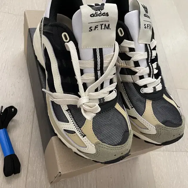 [새상품 240] adidas SFTM SHADOWTURF