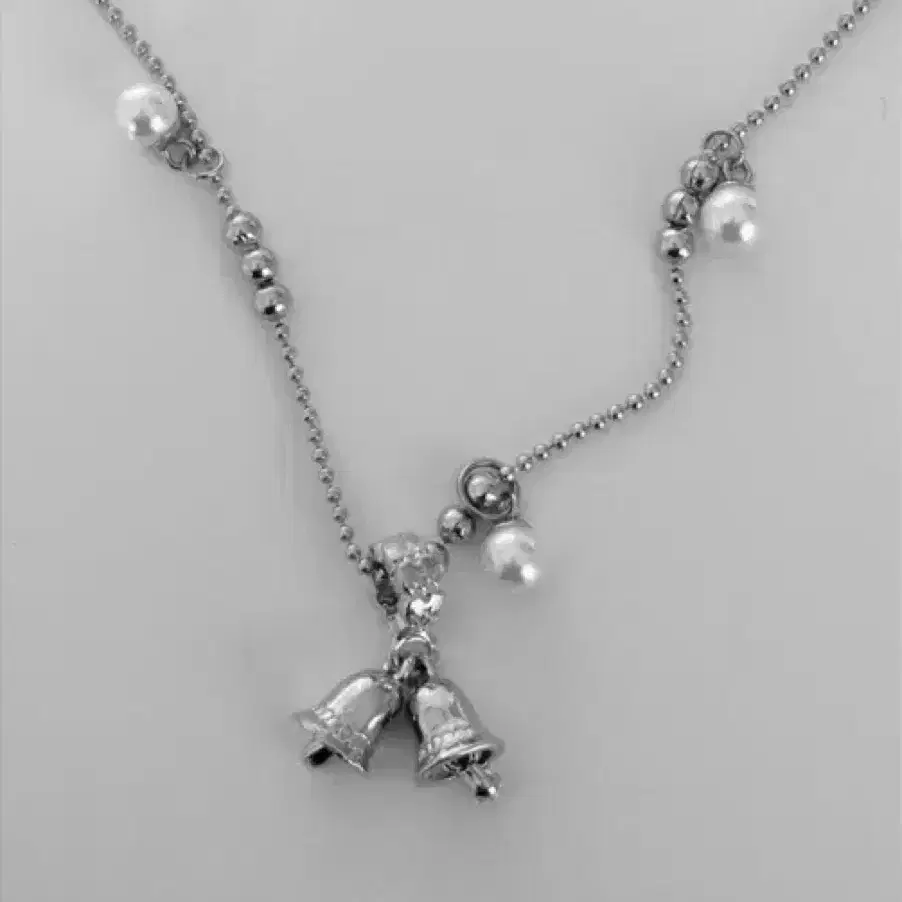 오퓨즈 pearl drop necklace (bell)