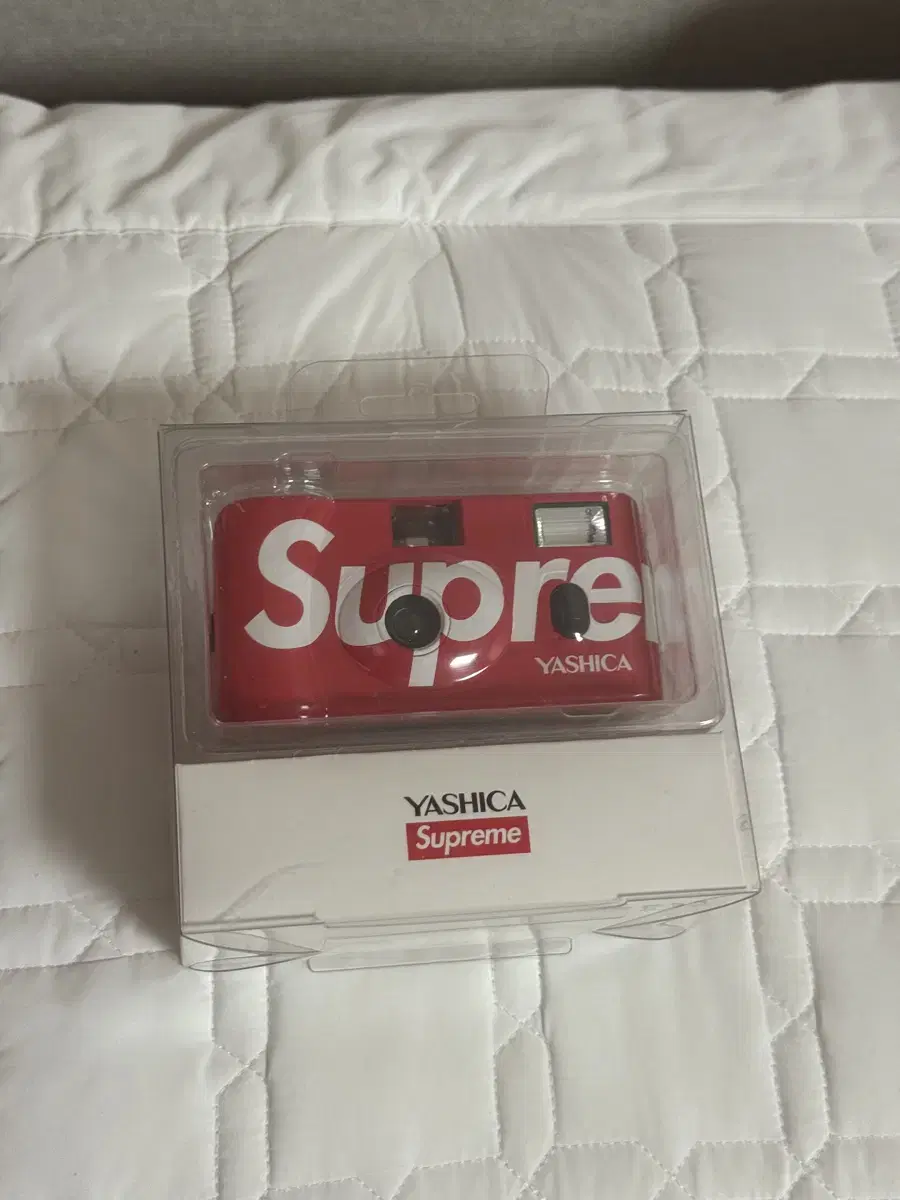 슈프림 야시카 supreme yashica