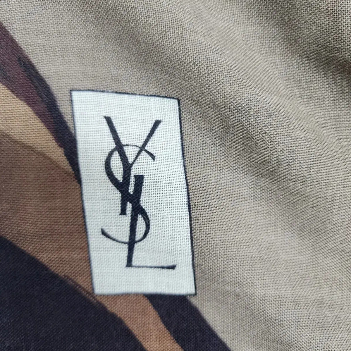 입생로랑 YvesSaintLaurent 대형 스카프 식탁보