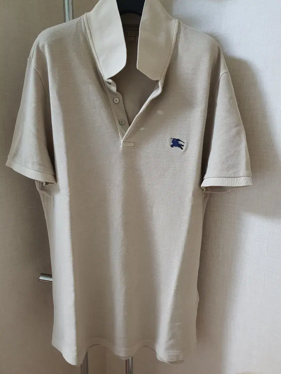 Burberry men's polo vahn sell!