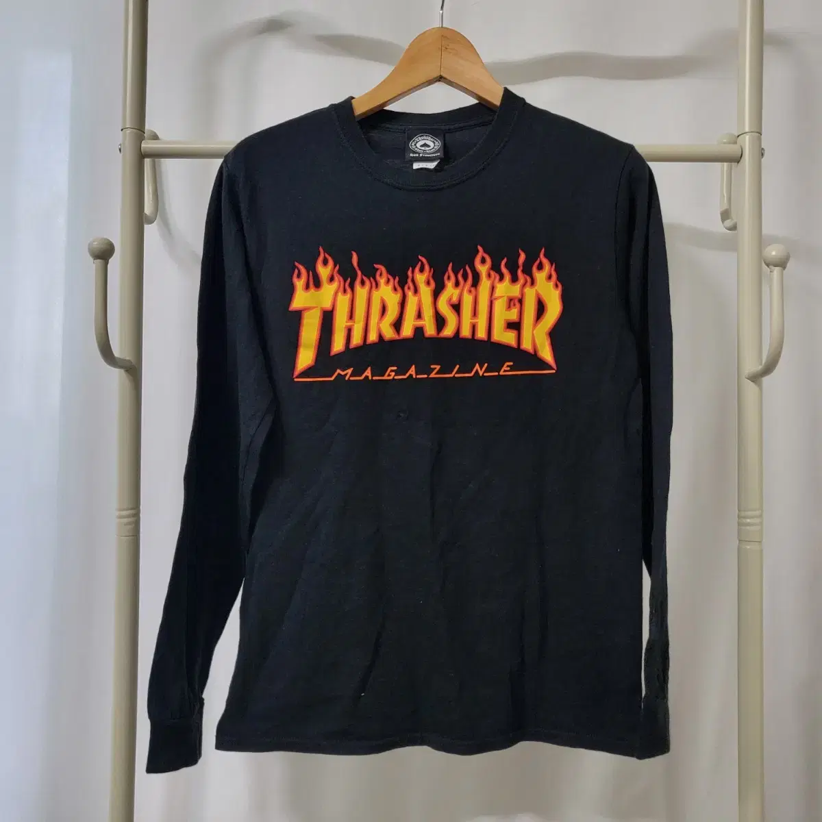 B120 [S] Thrasher Long Sleeve Long Sleeve T-Shirt