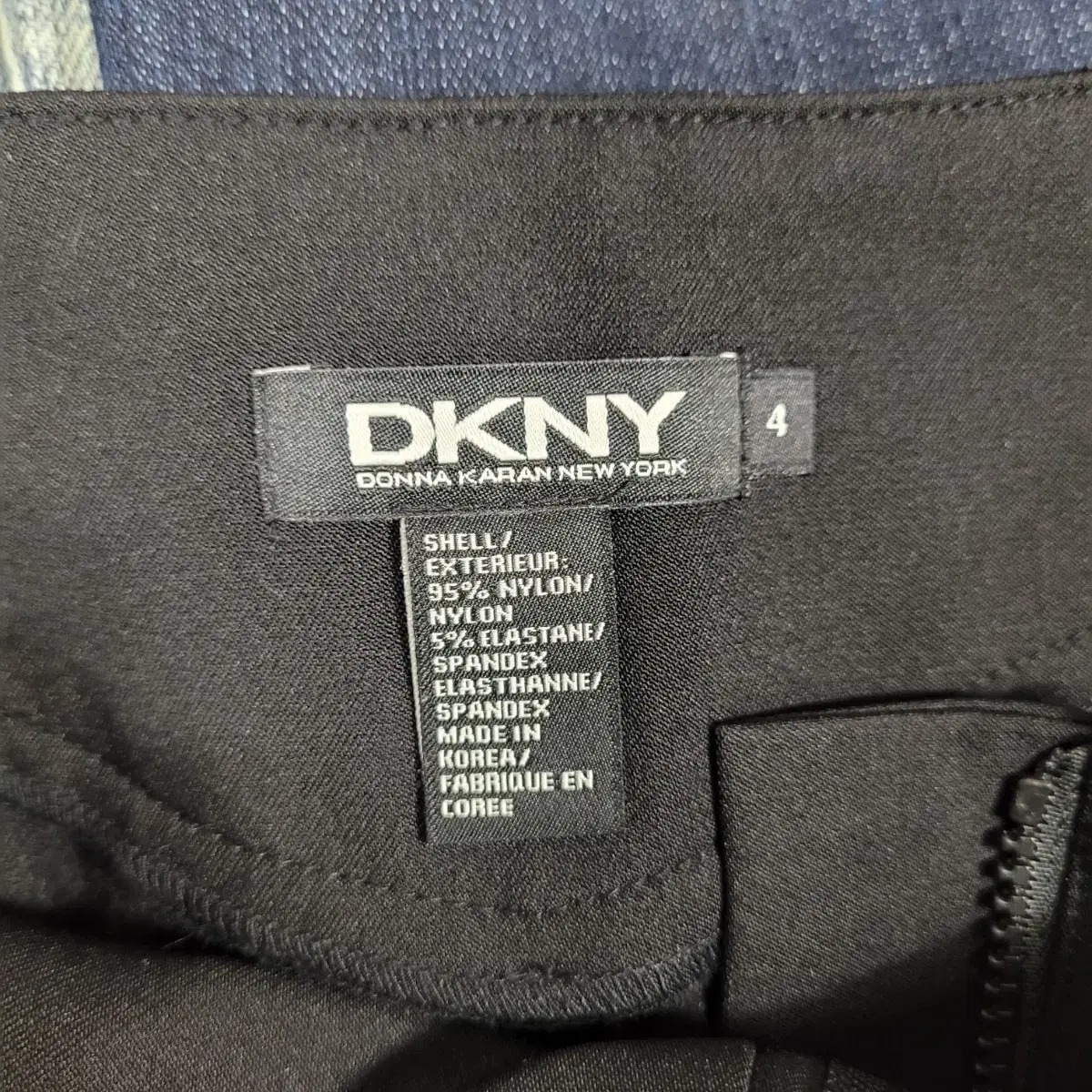 DKNY 블랙 스판 절개팬츠 부츠컷 여30인치 ㅡ0701