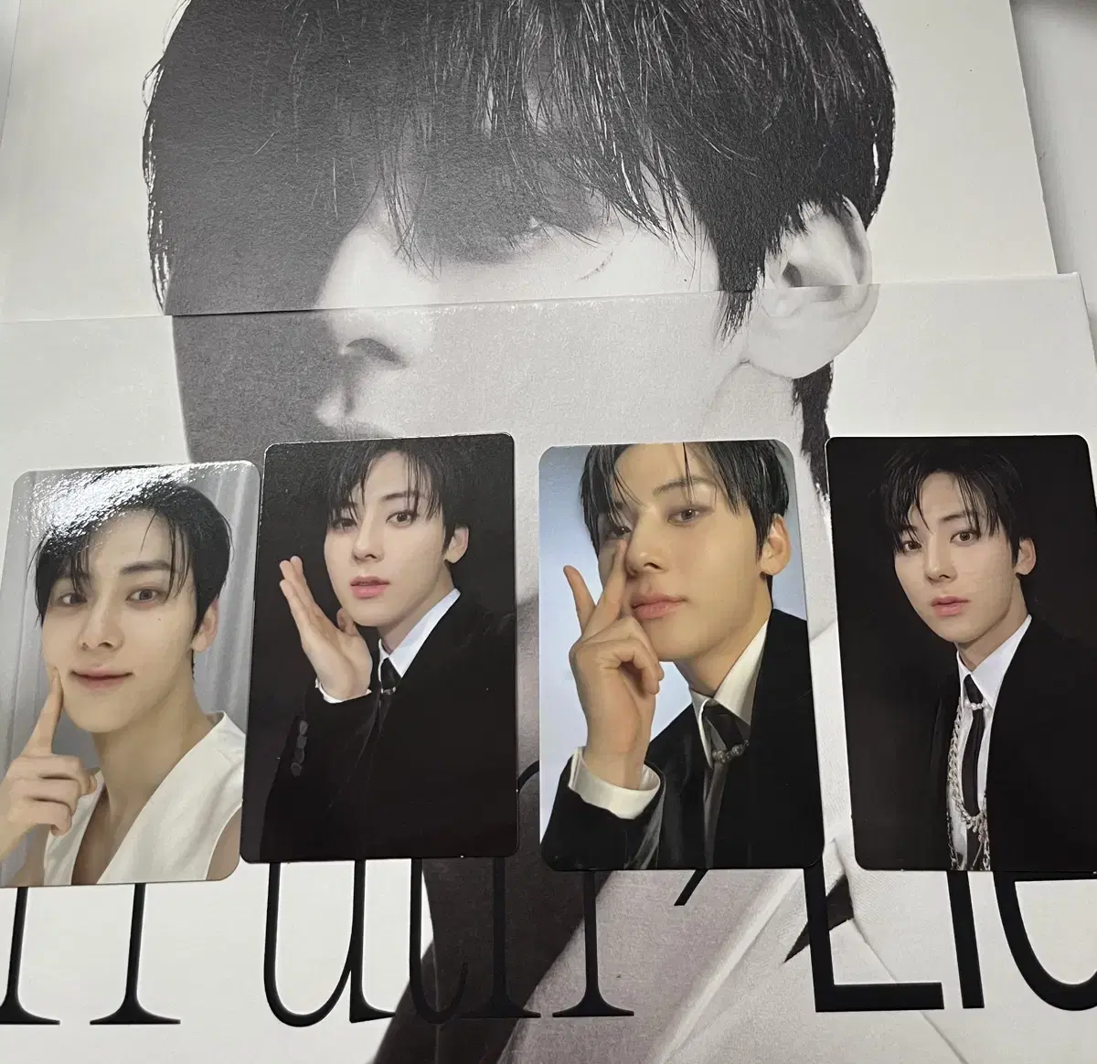 Hwang Minhyun Photocard