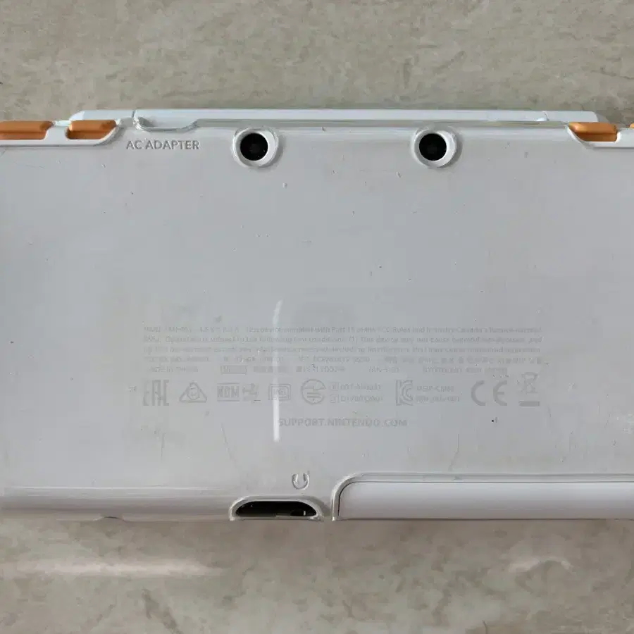 뉴 닌텐도 2ds xl 놀러오세요 동물의숲 등 판매합니다