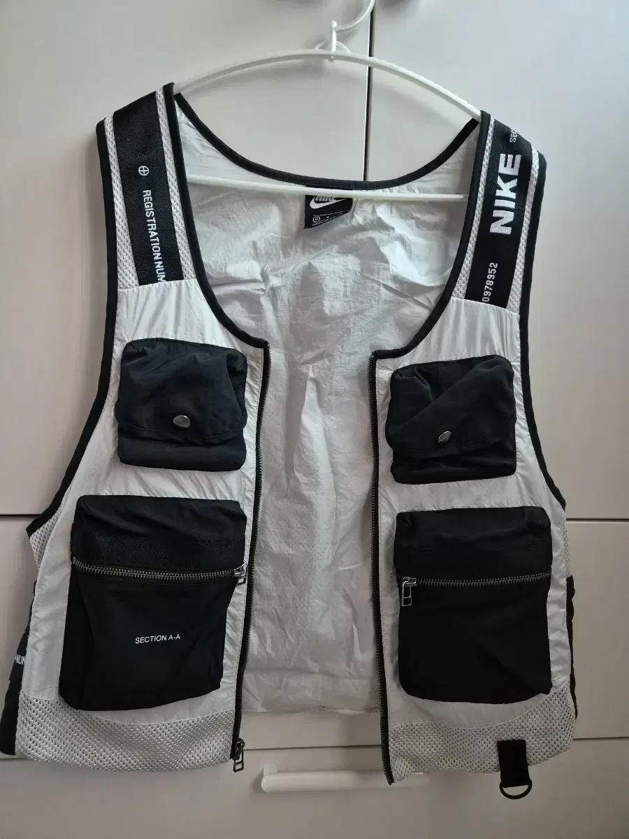 Nike CityMade Vest(Vest) M 파ㅏㅂ니다