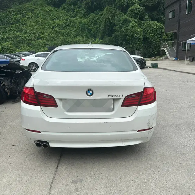 BMW 528i F10 571547 2011년 전기형 분해 판매합니다