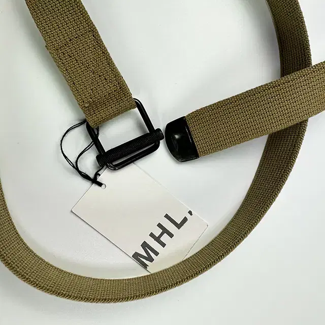 MHL. NARROW MILITARY BELT 마가렛호웰 벨트