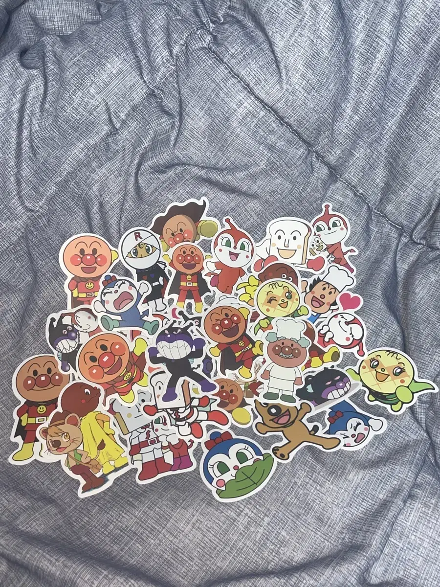 Anpanman sticker 30 pages