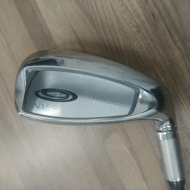 Good condition McGregor MacTec NV C 9 iron C58g R