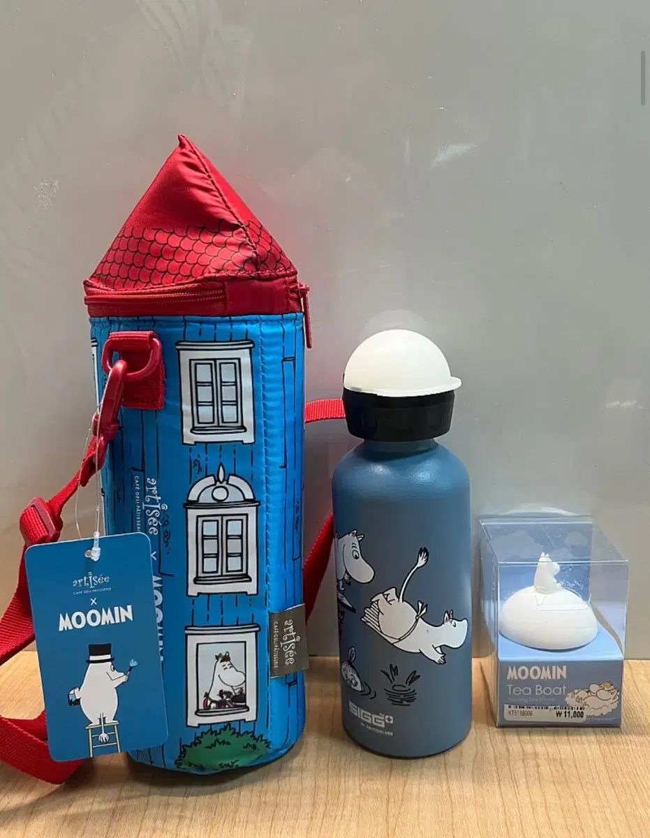 SIGG x MOOMIN)지그 x 무민 워터보틀+파우치+티보트