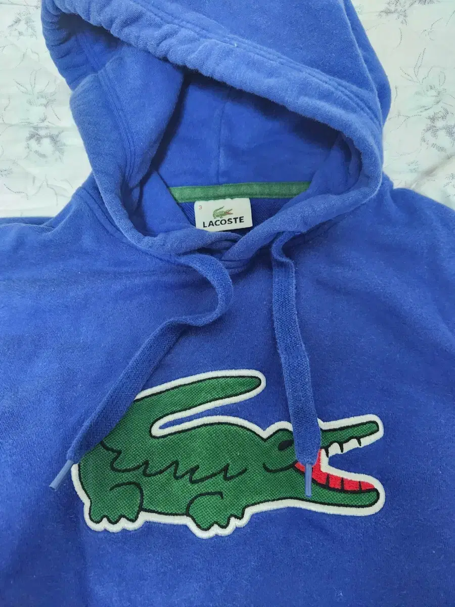 Lacoste Big Logo Hoodie size 3 Genuine