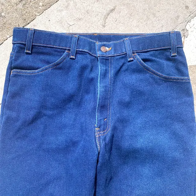 [33] 90s Levis action jeans 36x34