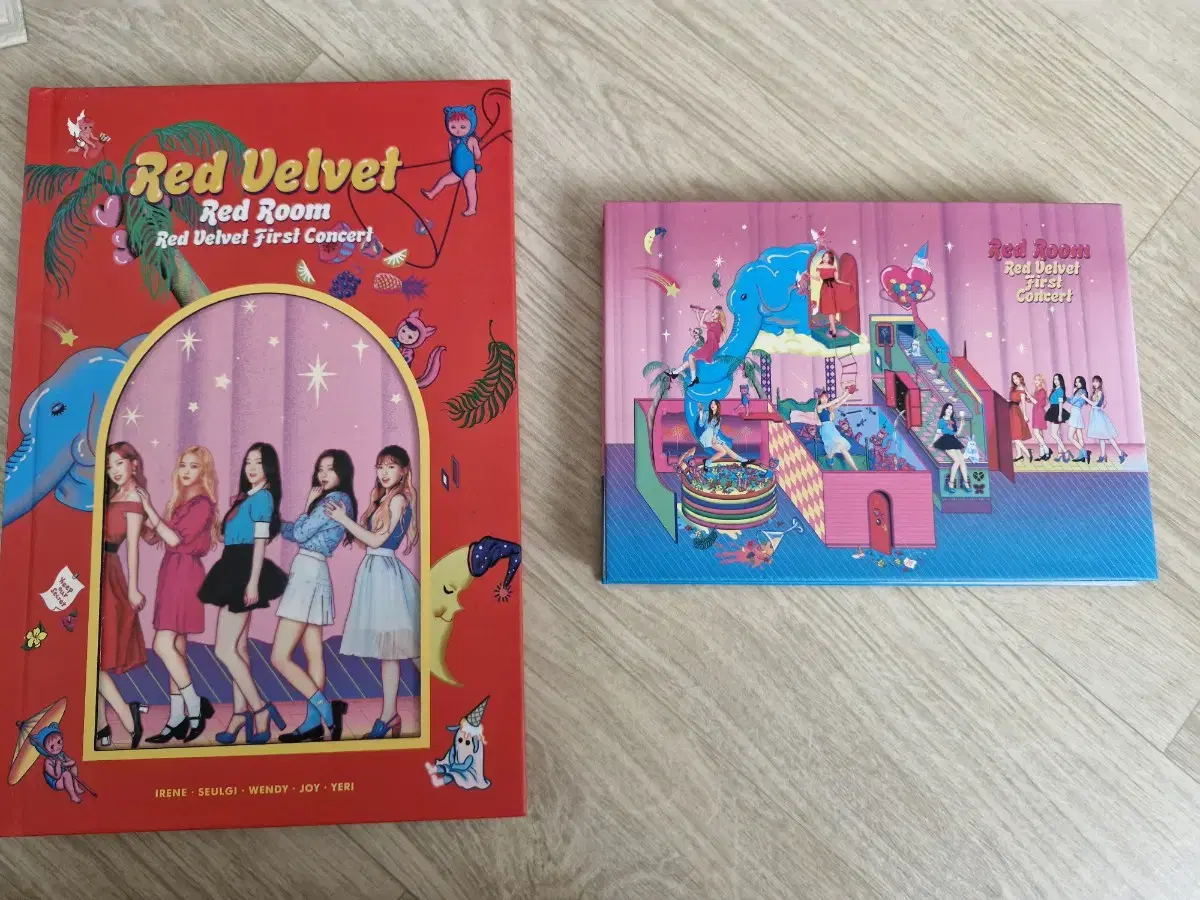 Red Velvet Concert Performance Photo Album, Postcard Book