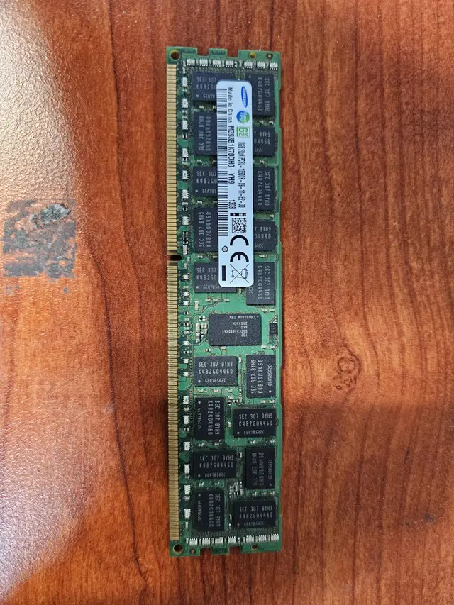 삼성 DDR3L 10600R 8G 서버 메모리 판매합니다