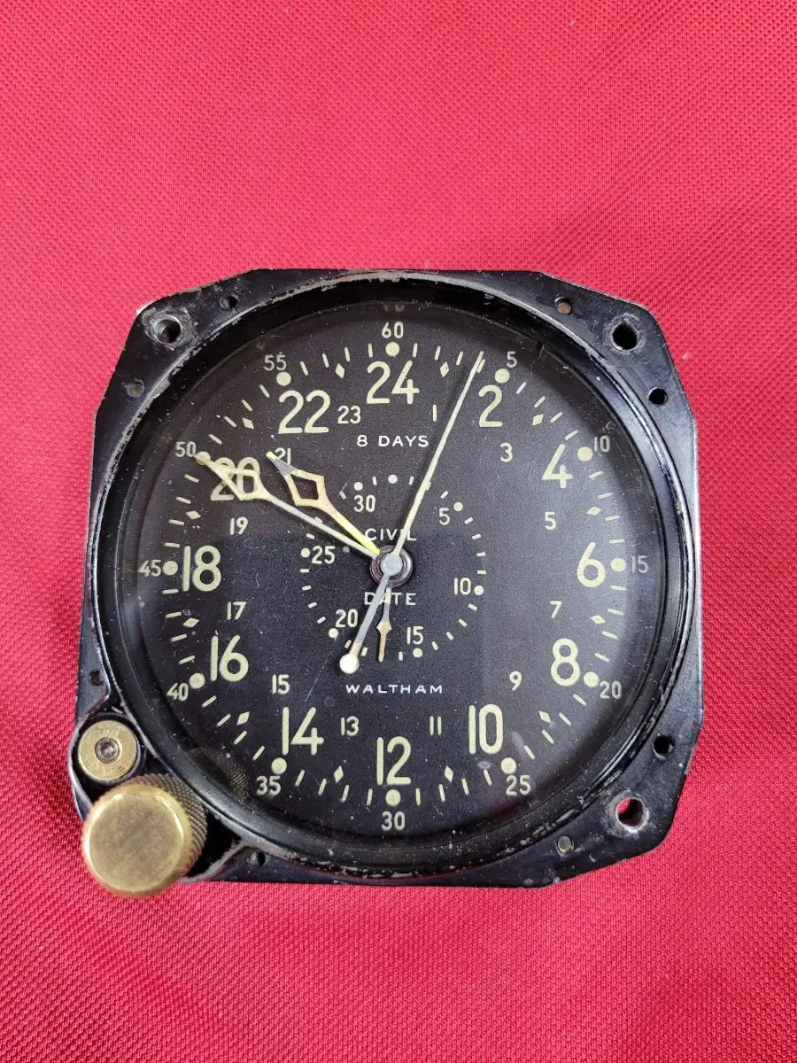 waltham aircraft clock