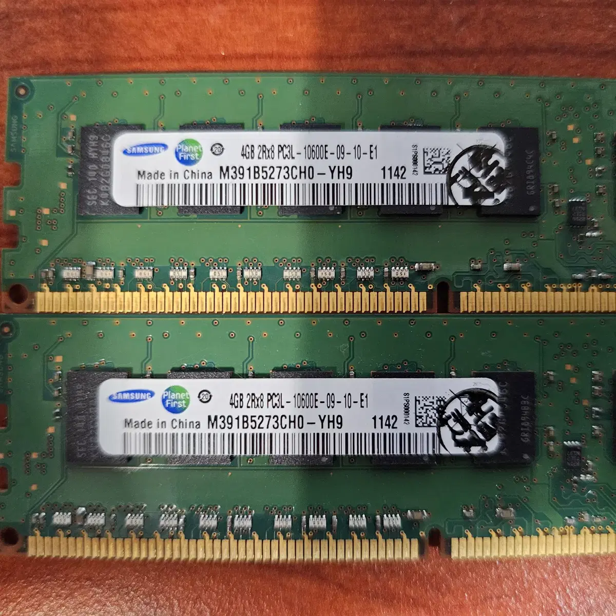 DDR3L 10600E 4G 서버용 메모리 판매합니다