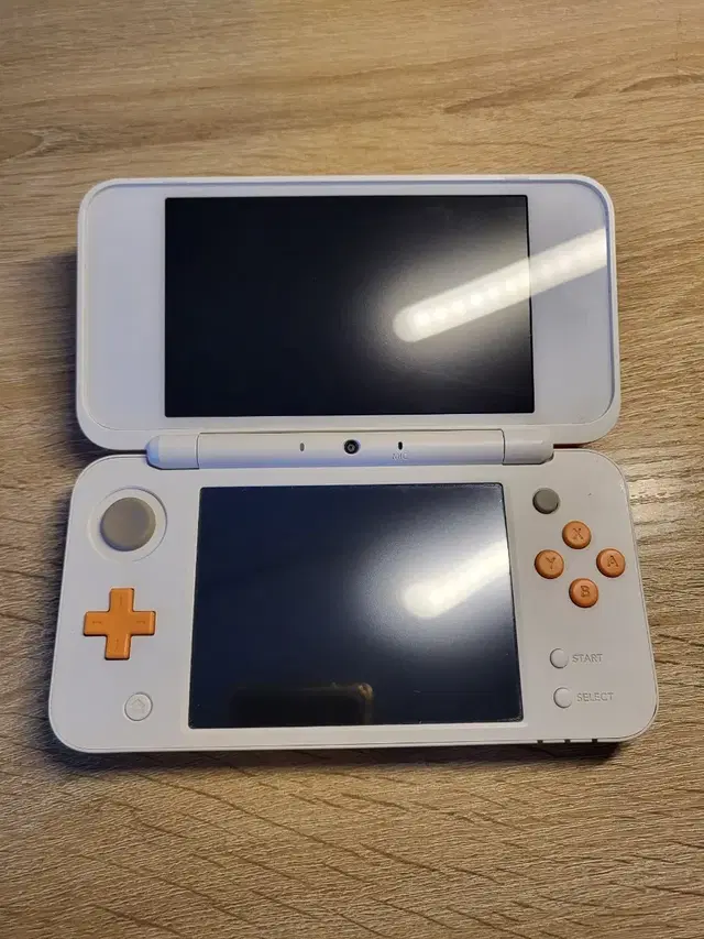 닌텐도 2ds xl 화이트&오렌지