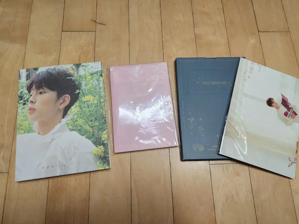 Yoo Seon Ho CD&Fanmeeting Postcard&Season's Greetings