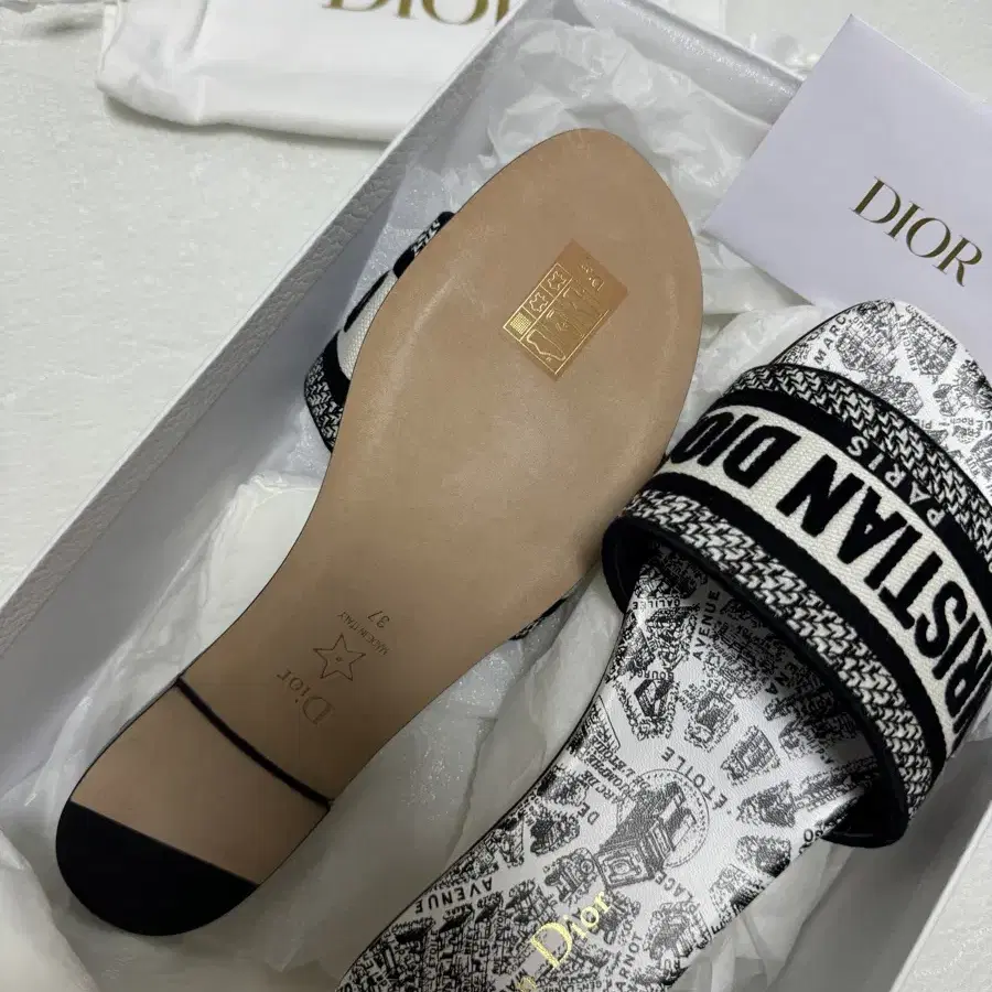 디올 슬리퍼 Dior Dway mule