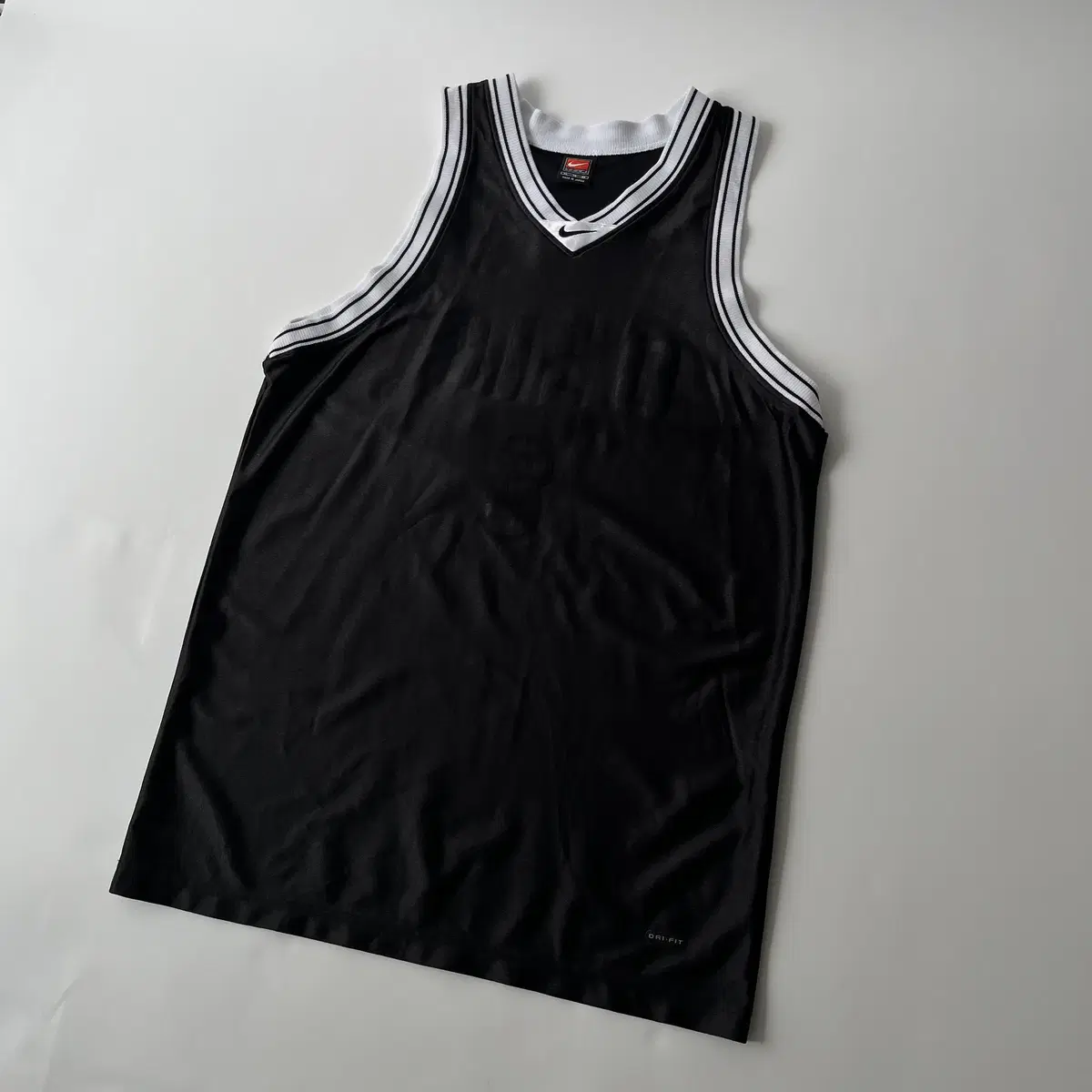 NIKE 90's basketball jersey