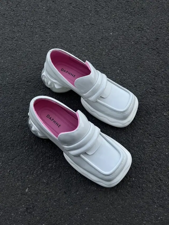 DAPHNE.LAB - bubble gum loafers(wh,240)