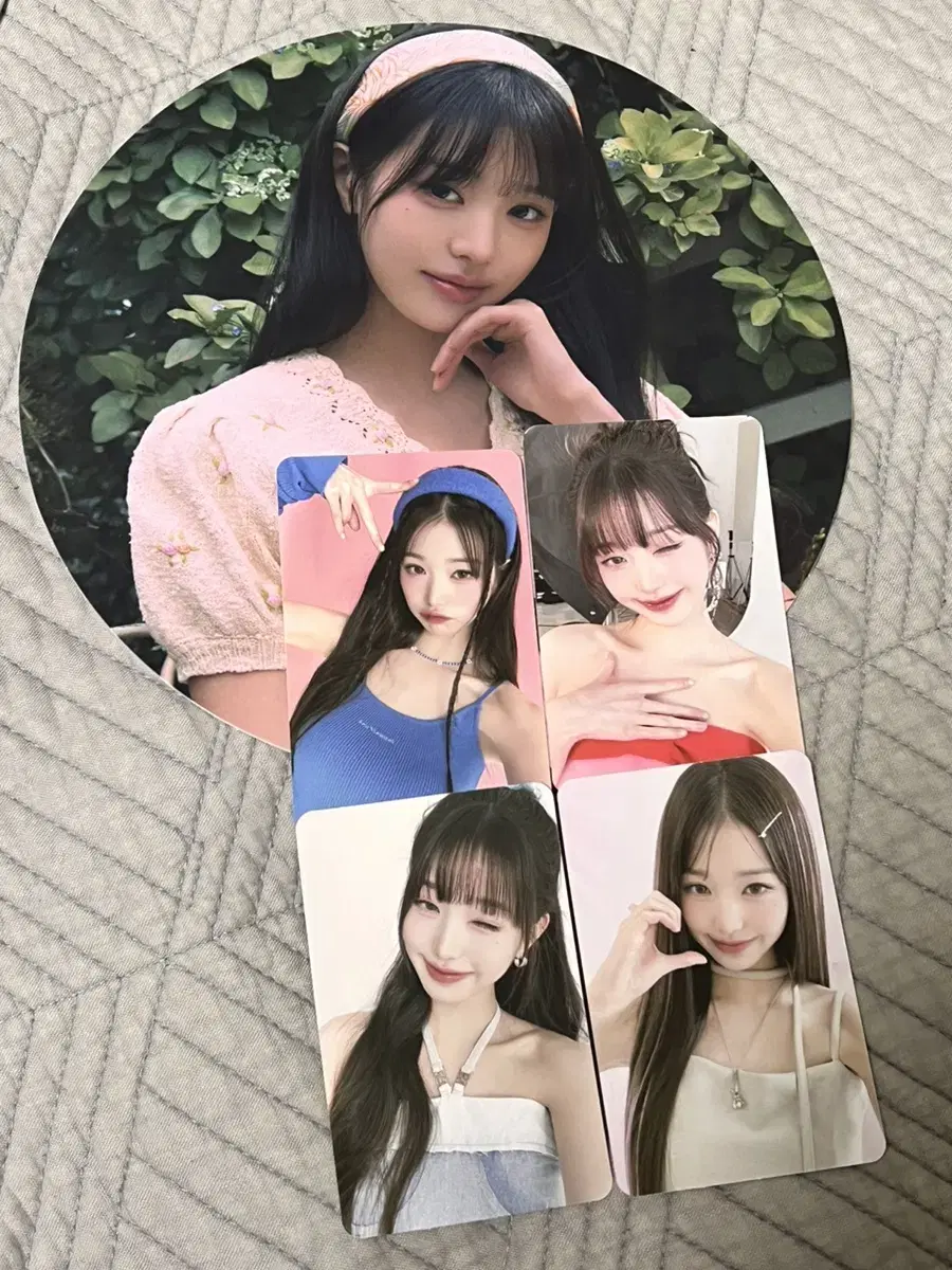 Ive jang wonyoung wonyoung Amuse photocard Chapter 4 Bulk + Lola Lola Debt