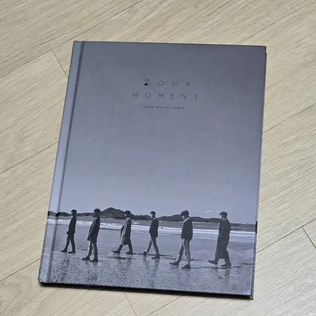 비투비 아워모먼트 개봉 아름답고도 아프구나 육성재 CD