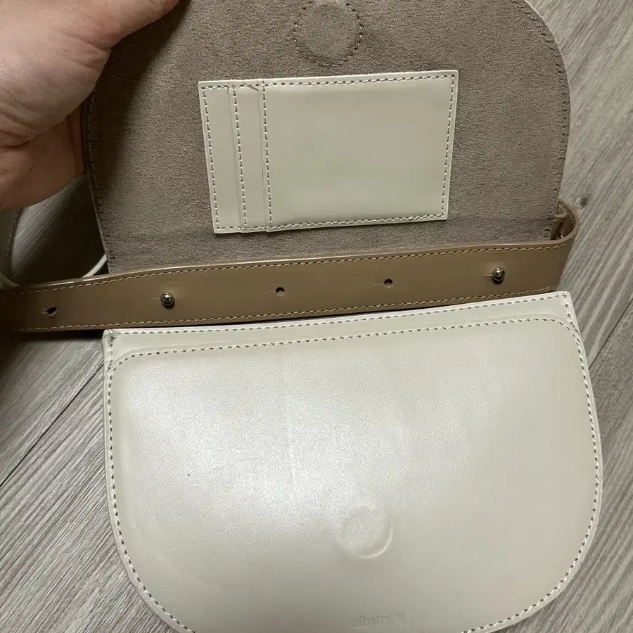 엘바테게브 elba mini bag 스톤색