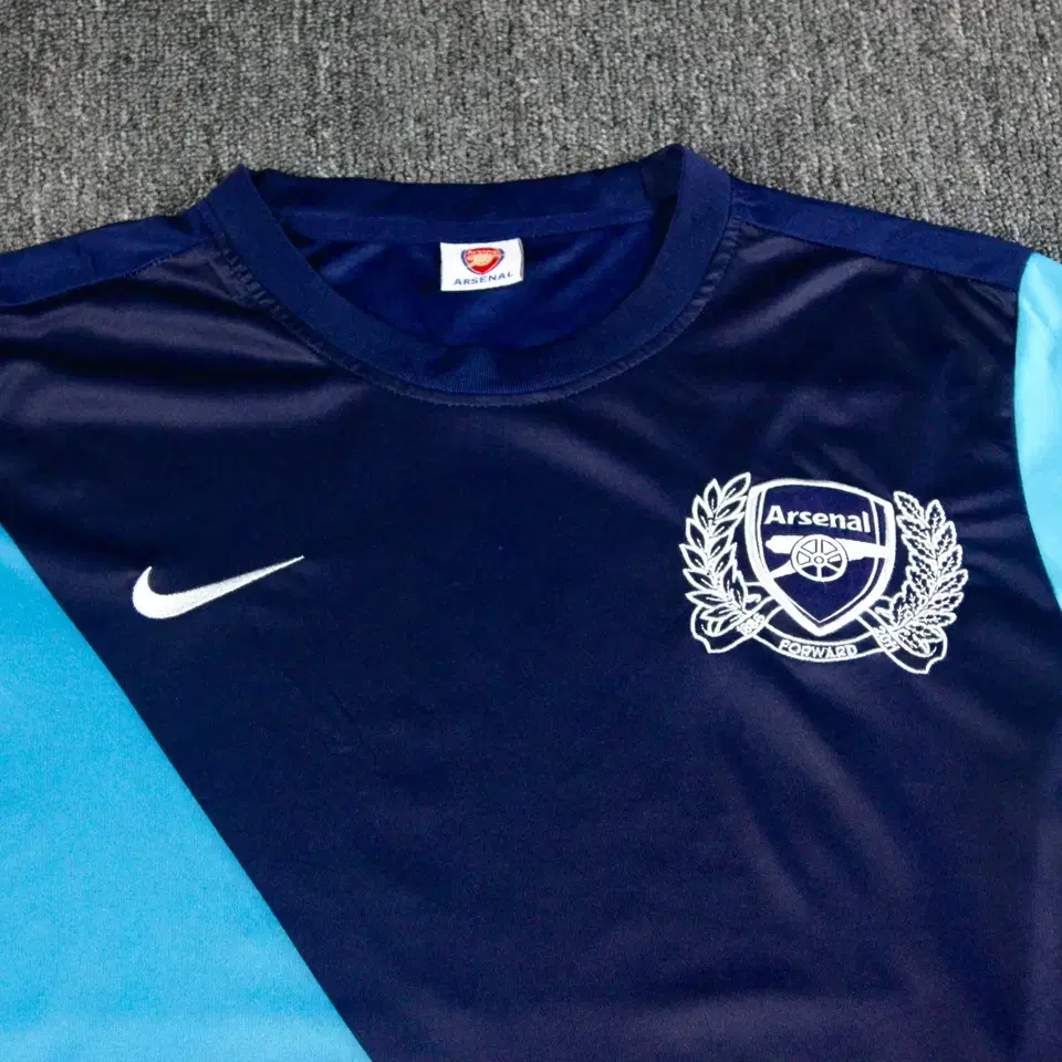 NIKE VINTAGE SOCCER T-Shirt 나이키 아스날 유니폼