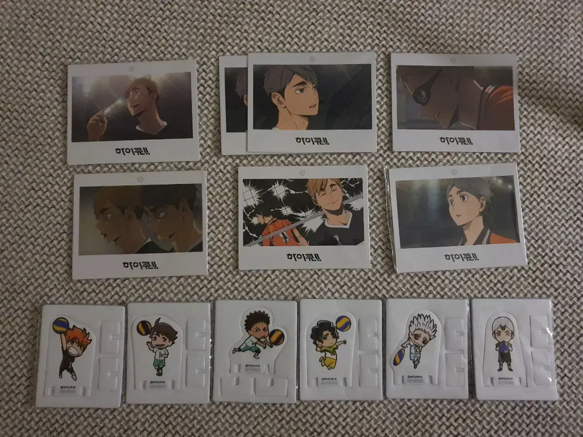 (unsealed) haikyuu New World pop up pre-order benefit polaroid Foamboard Stand