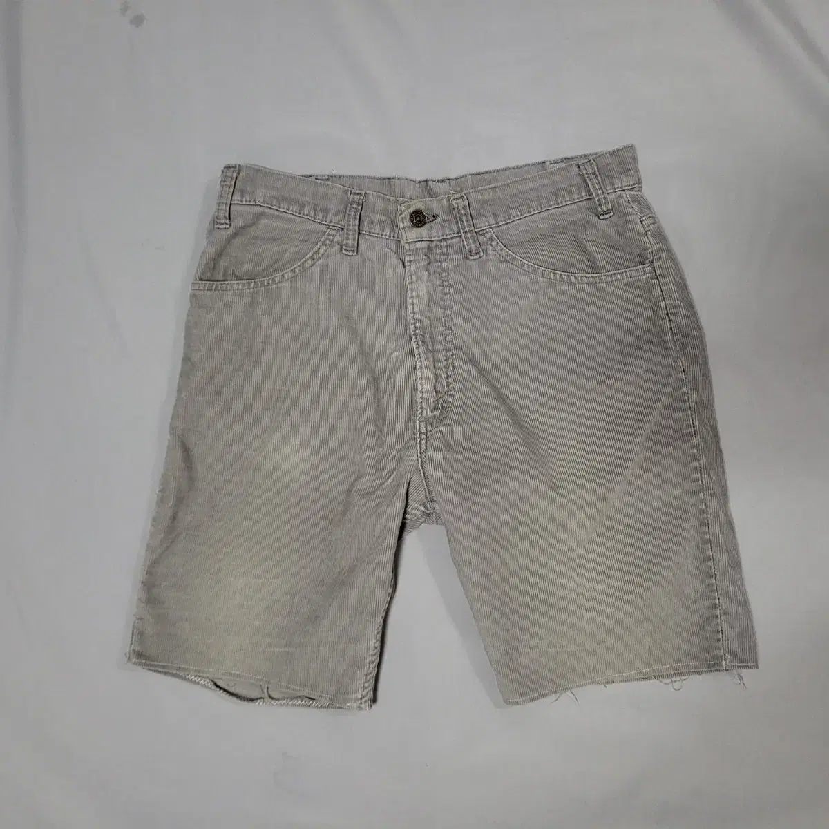 80s Levi's Gray Corduroy Shorts SF207