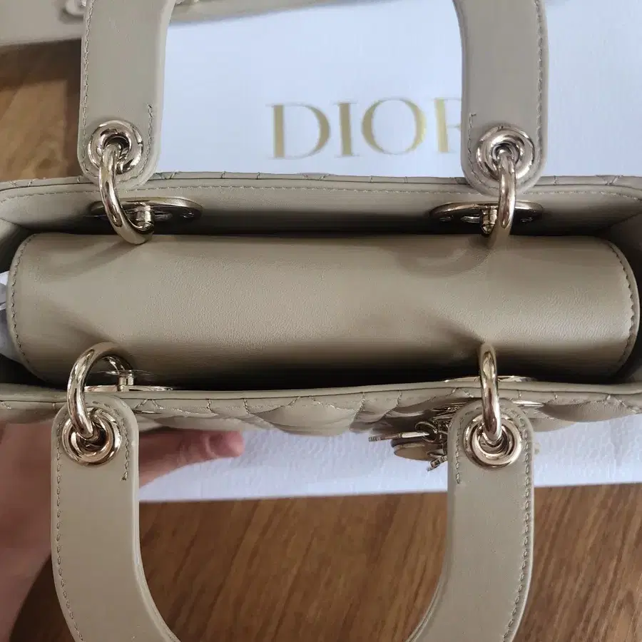 DIOR 디올 레이디백 스몰 베이지 까나쥬