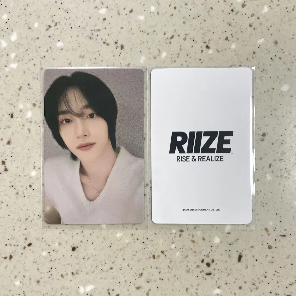 Rize wonbin Getaway yizhiyu 2nd Youngtong pre-order benefit photocard WTS