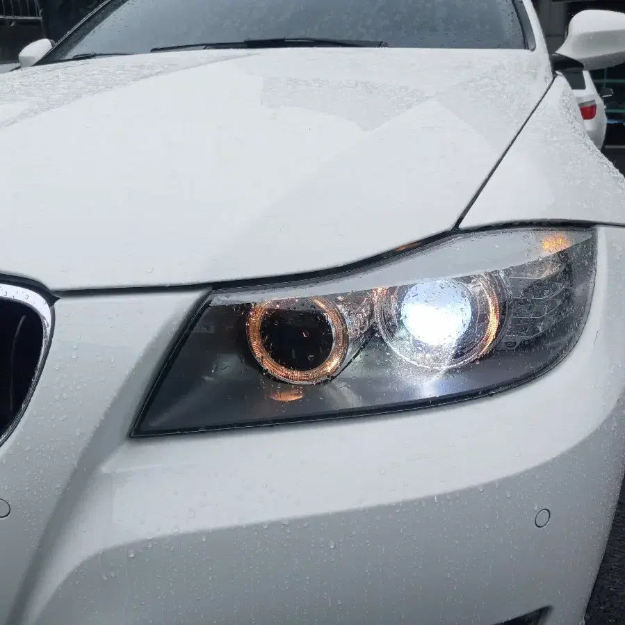 bmw e90 320D 후기형 부품 판매합니다