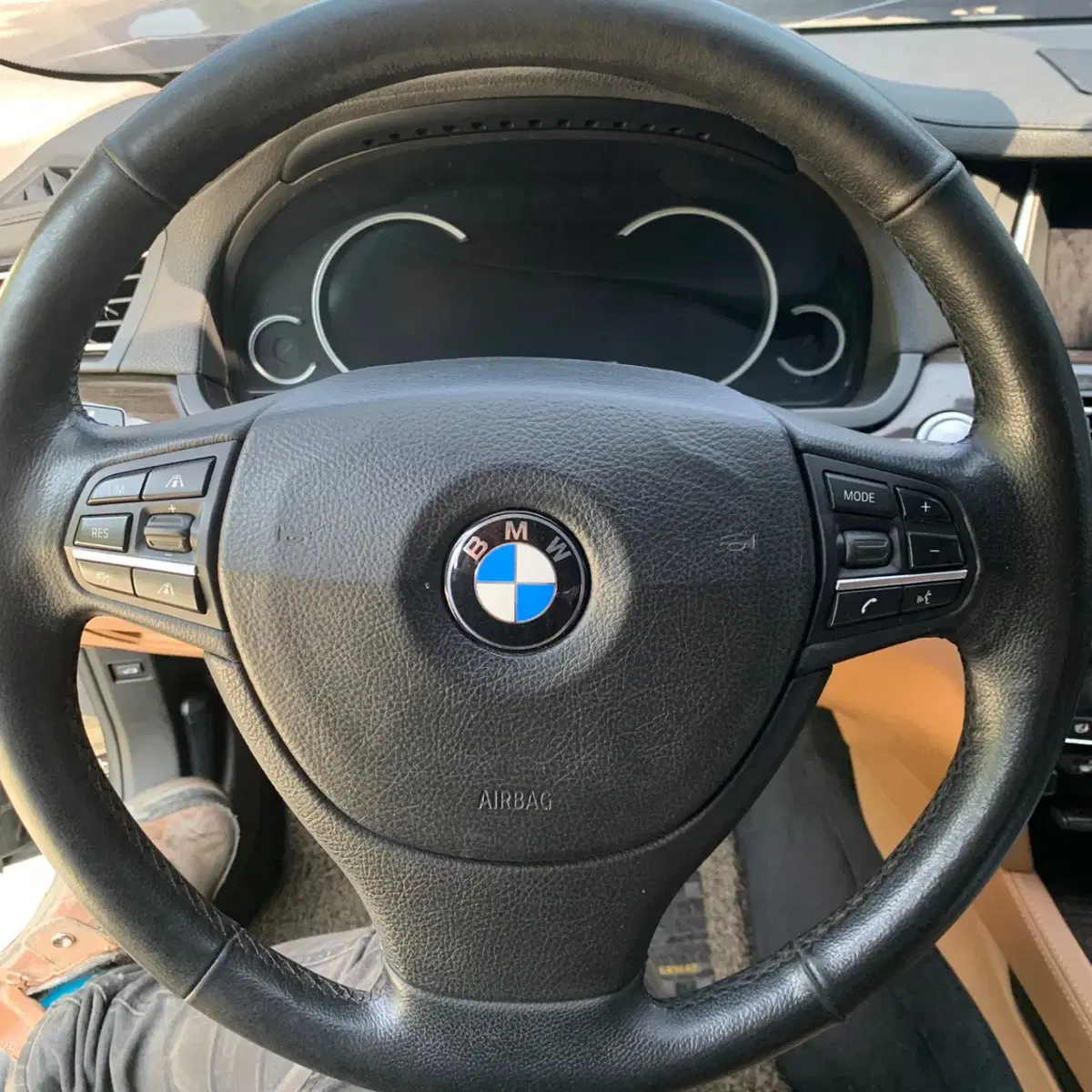 BMW 730LD F02 E81218 2012년식 후기형 분해 판매합니다