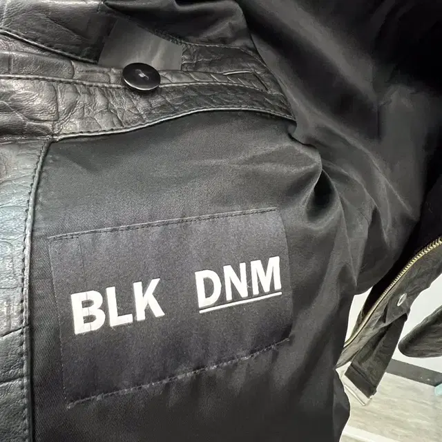 95) BLK DNM 크로커다일 가죽 자켓