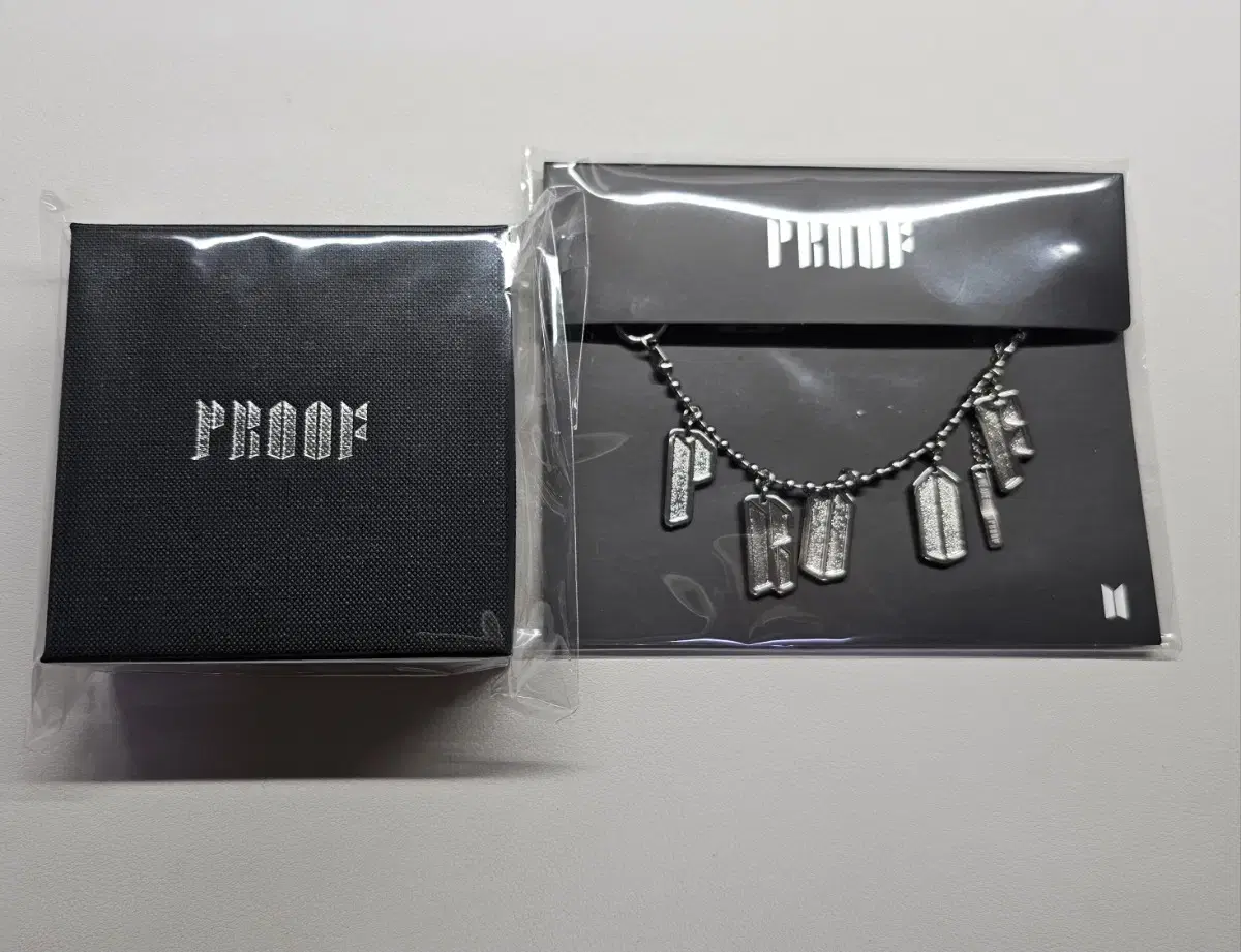 (TAKPO)BTS Proof Bracelet keyring unsealed