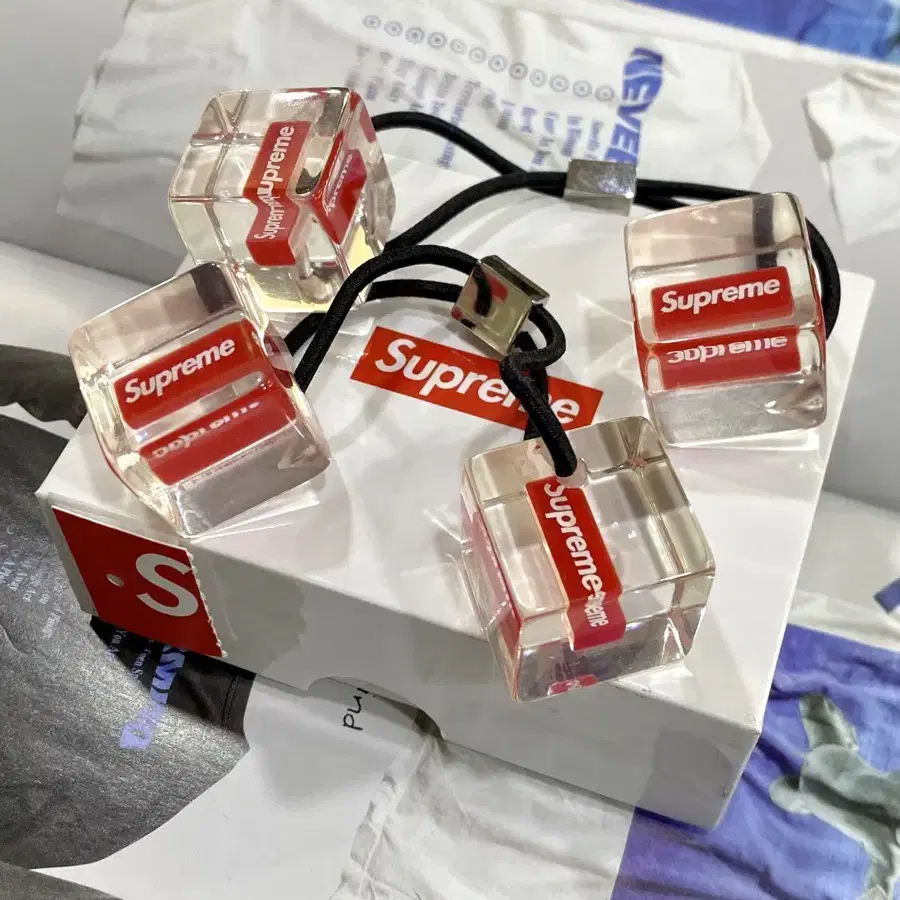 18SS Supreme Hair Bobbles