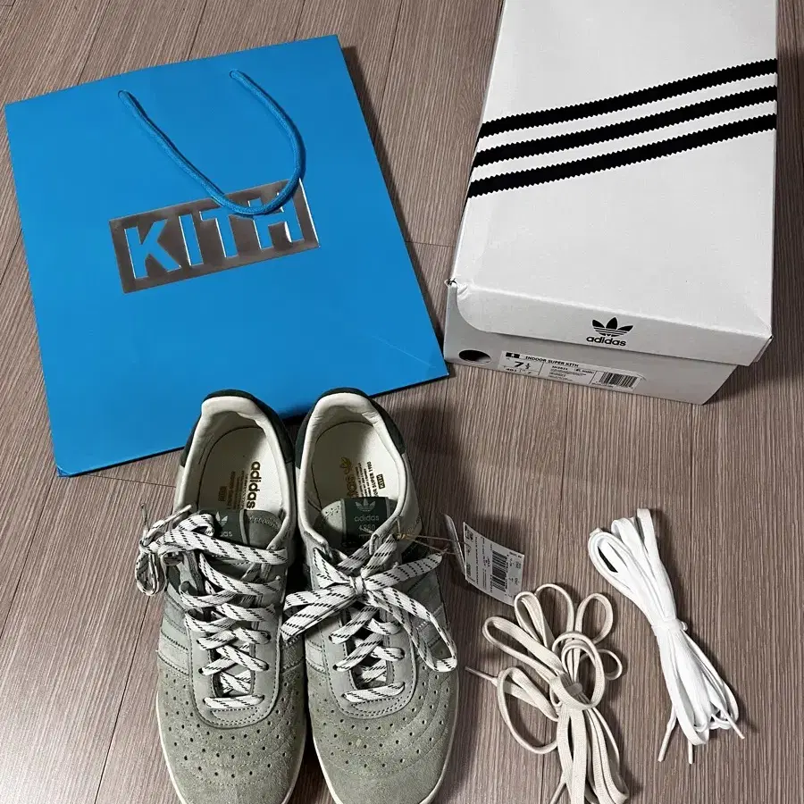 kith 아디다스 키스 슈퍼검 인도어 255