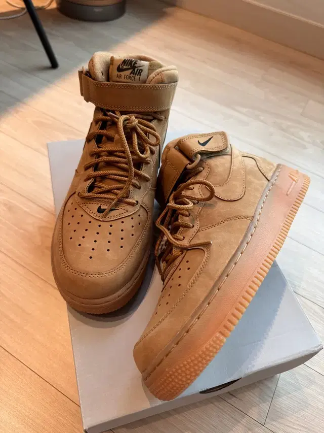 Nike air force 1 mid flax (된장포스미드)