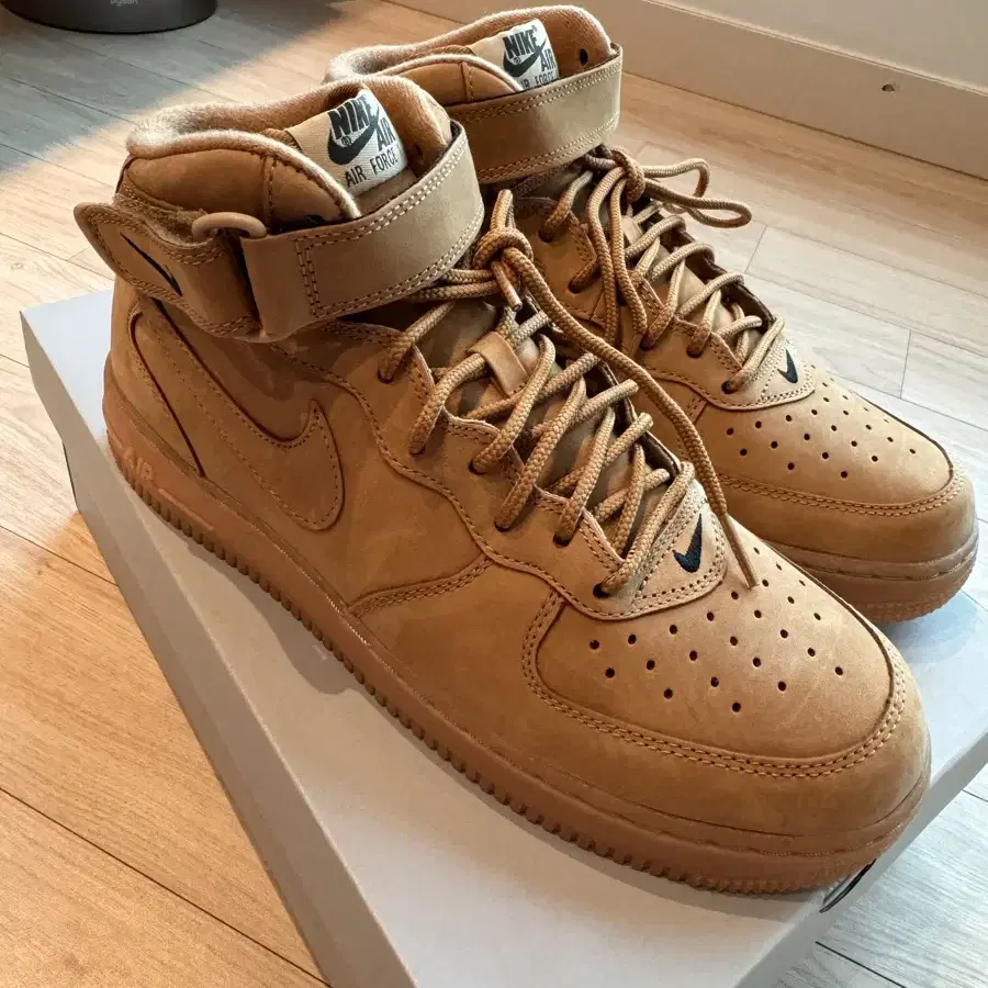 Nike air force 1 mid flax (된장포스미드)