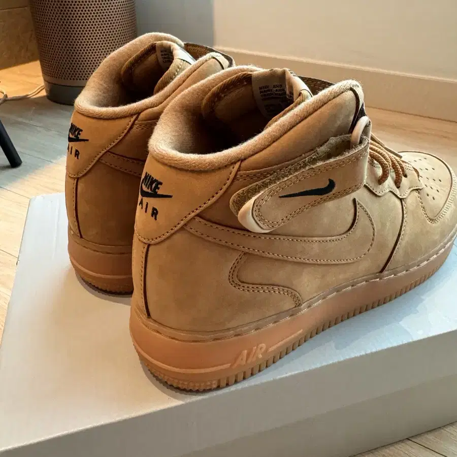 Nike air force 1 mid flax (된장포스미드)