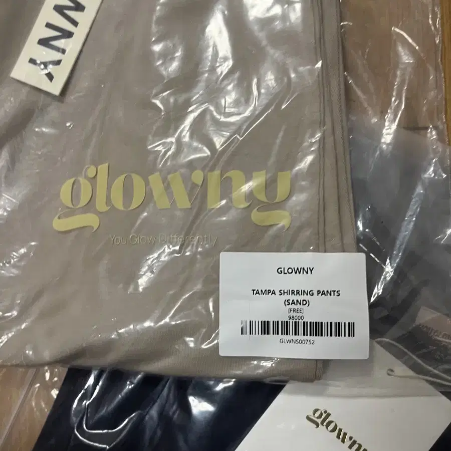 Glowny TAMPA SHIRRING PANTS (sand)