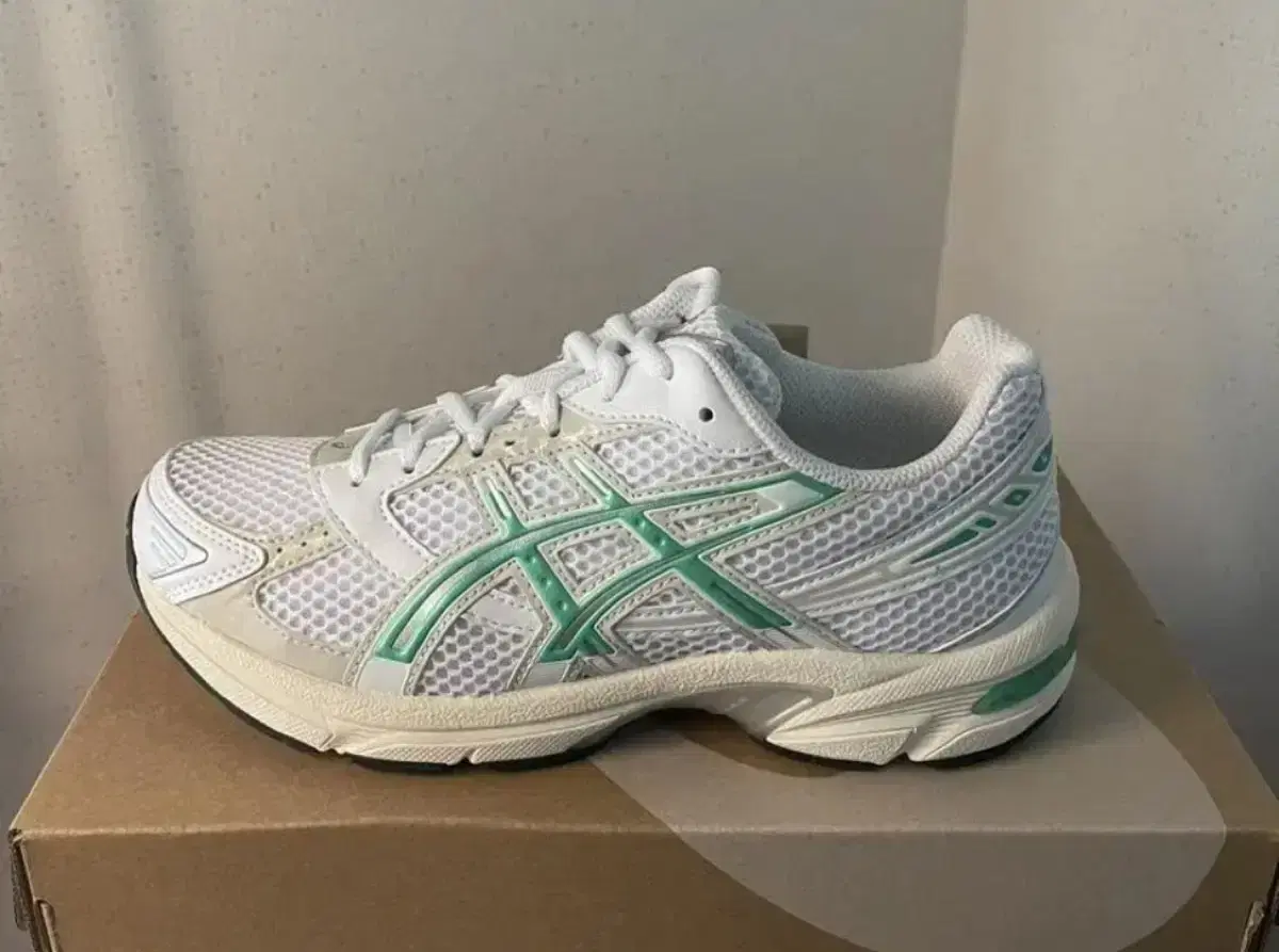 아식스 asics 젤1130 화이트 맬러카이트 그린 275