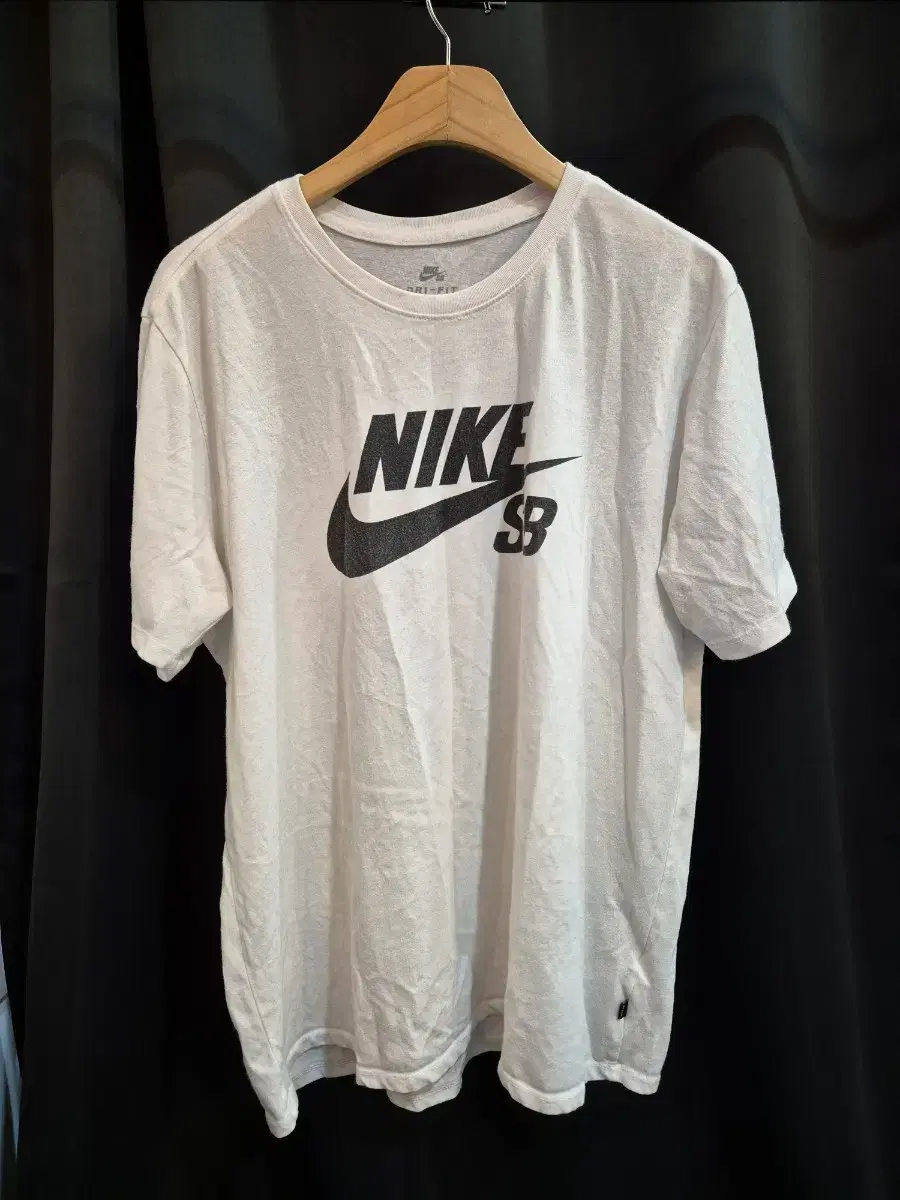 Nike SB Genuine Short Sleeve