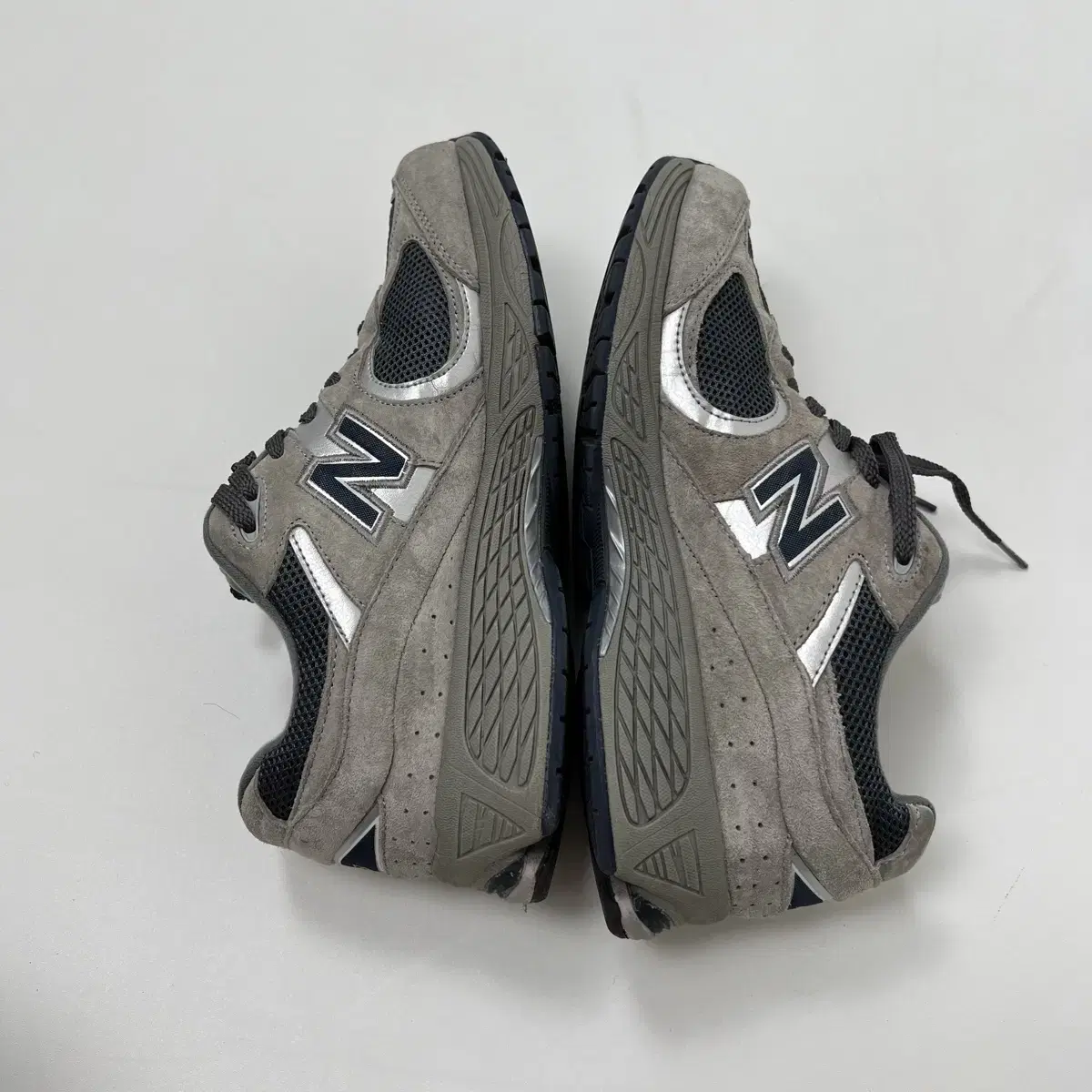 NB 뉴발란스 2002r 스니커즈